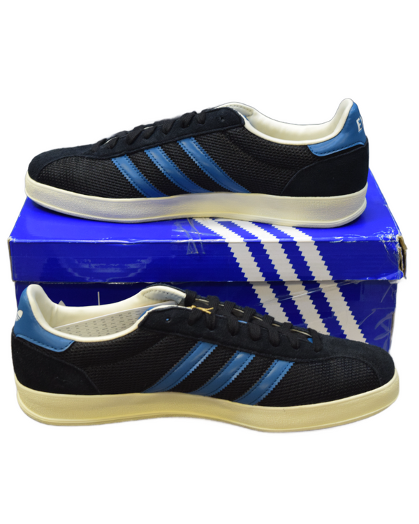 Gazelle Indoor Pro x END Teal/Black Off White front view