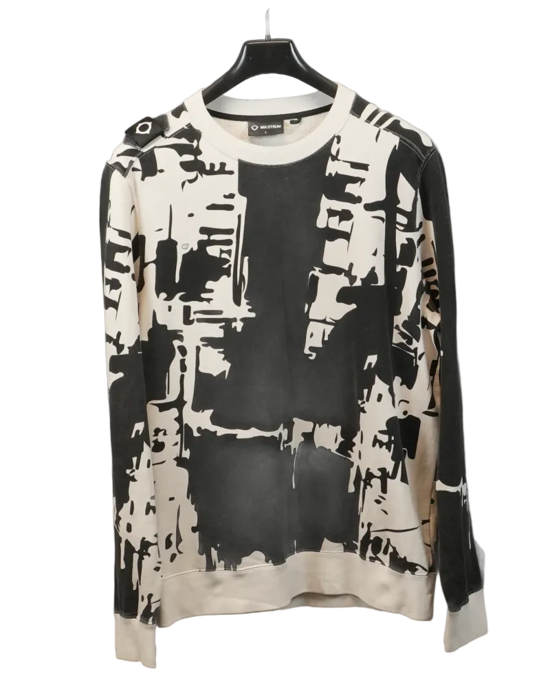 MA strum Over Camo Print Crewneck Sweatshirt Black and White front view
