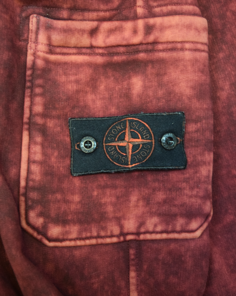 Stone island OVD Joggers red detail view