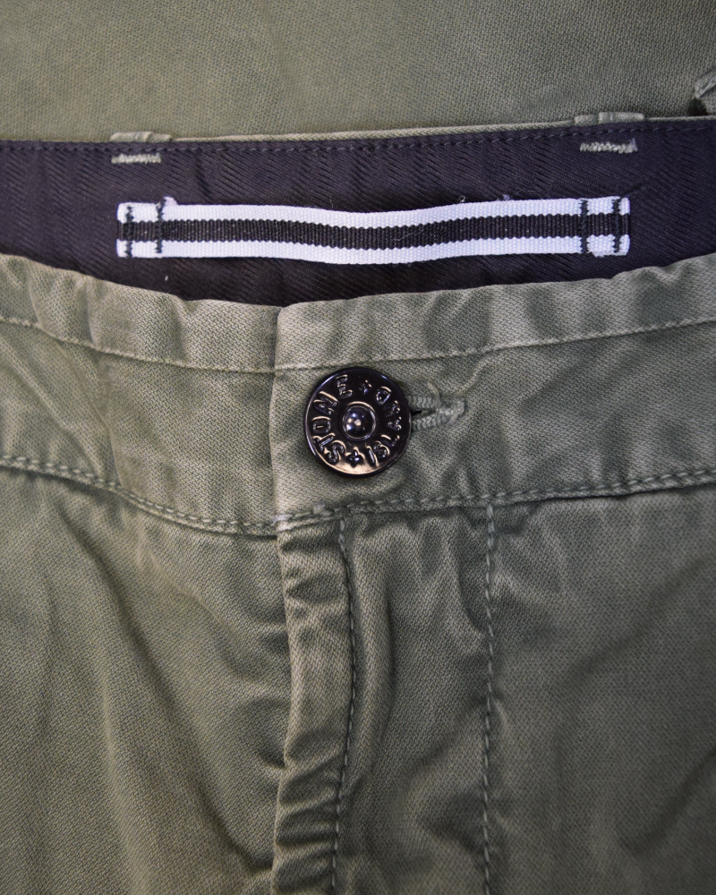 Stone Island Wash Look Cargos Green detail view