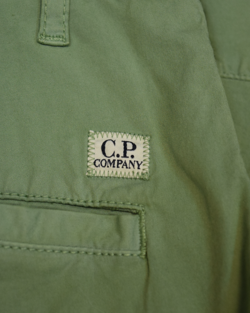 C.P Company Cotton Twill Stretch Bermuda Cargo Shorts Green detail view