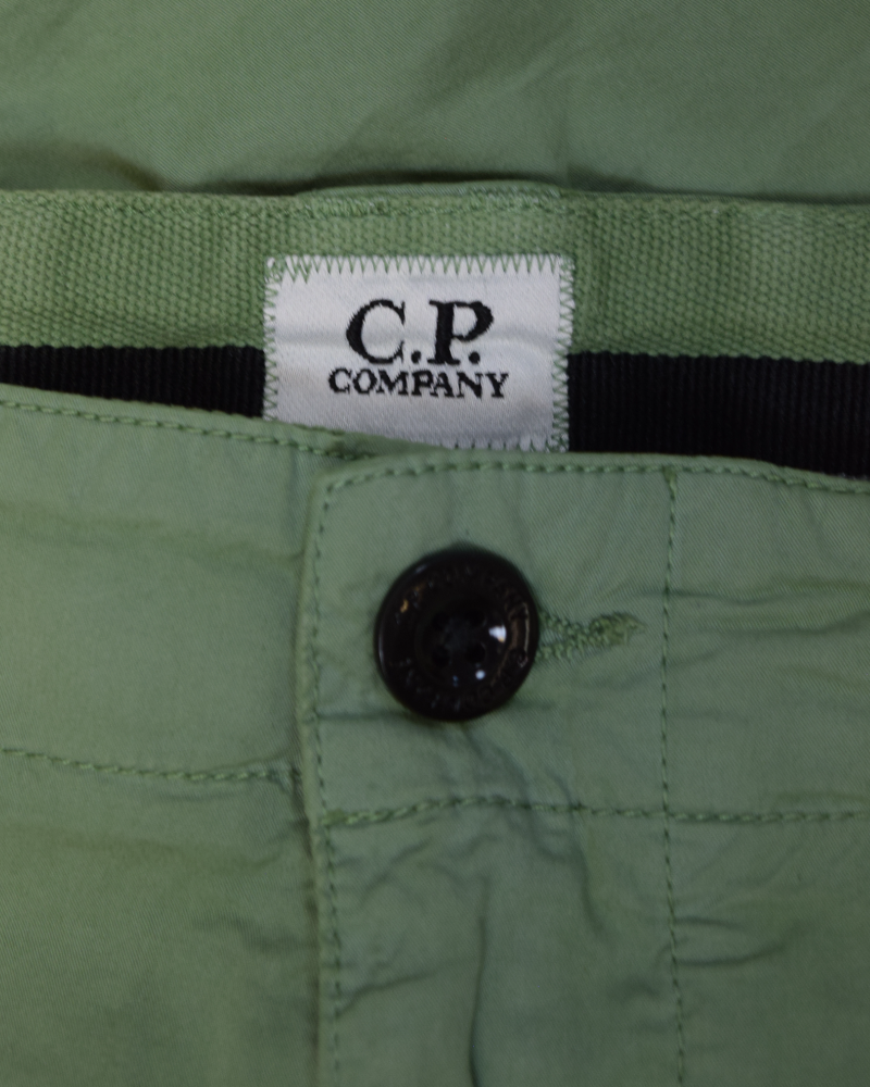 C.P Company Cotton Twill Stretch Bermuda Cargo Shorts Green detail view