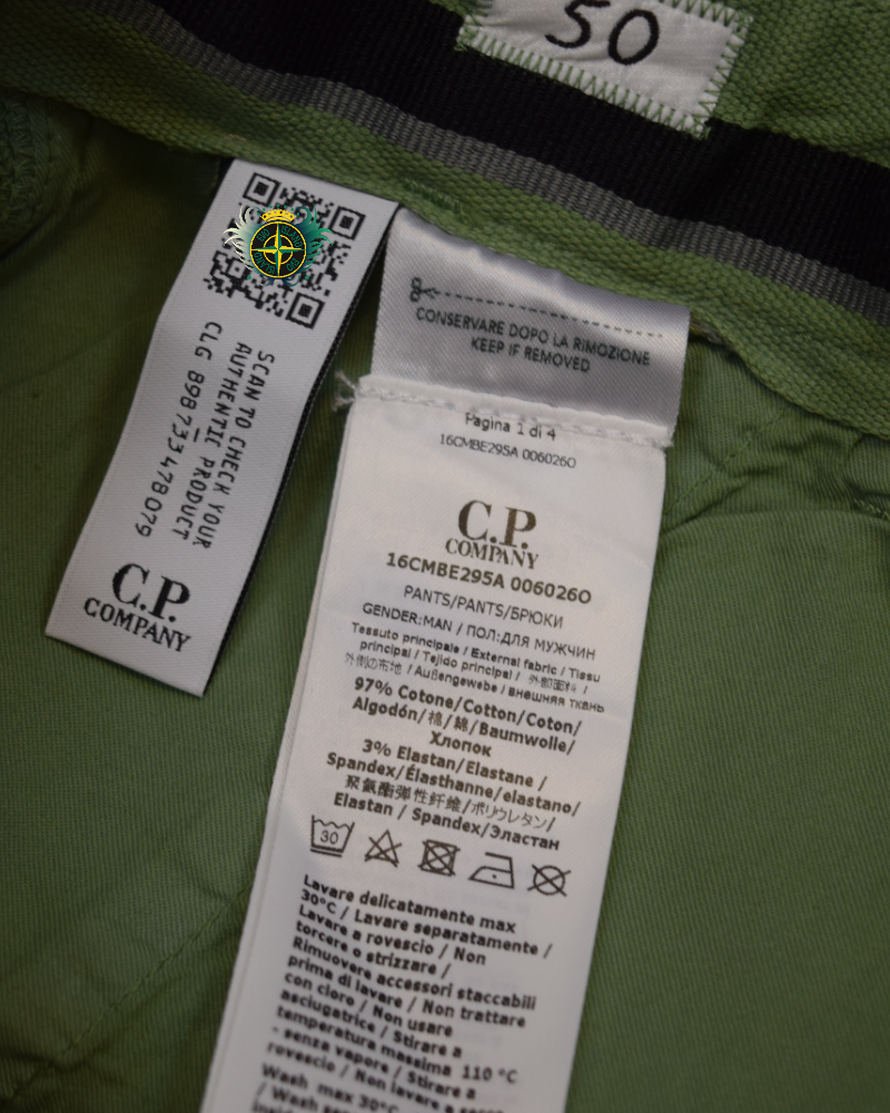 C.P Company Cotton Twill Stretch Bermuda Cargo Shorts Green detail view