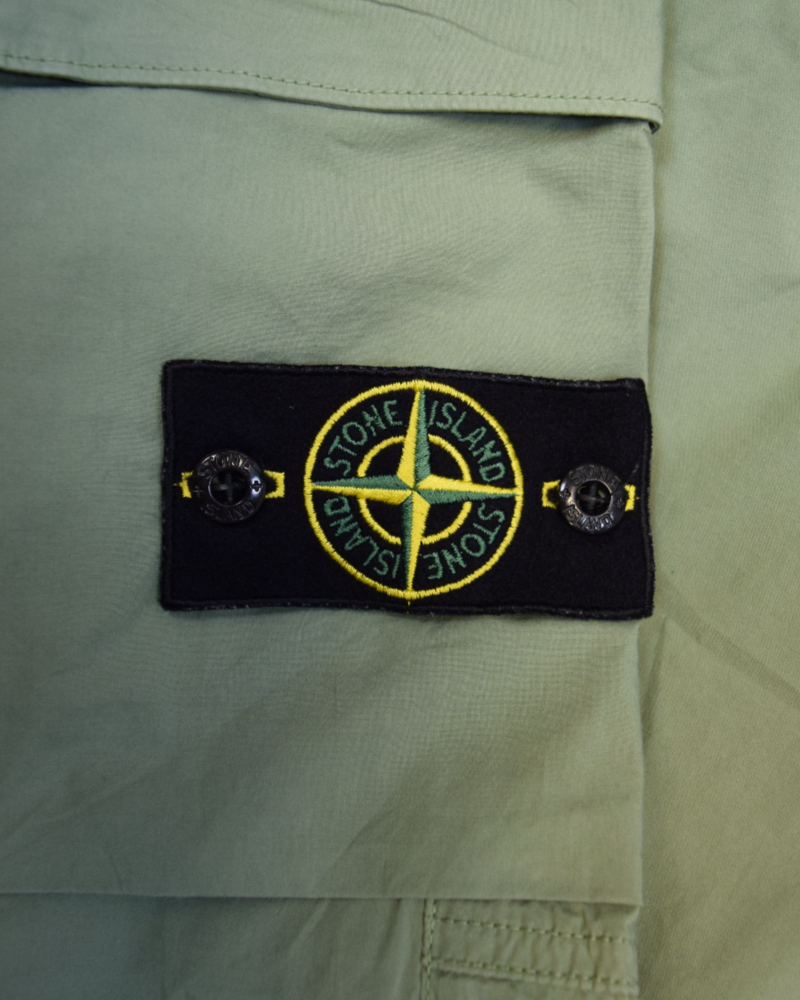 Stone Island Lightweight Cuffed Cargos Green detail view