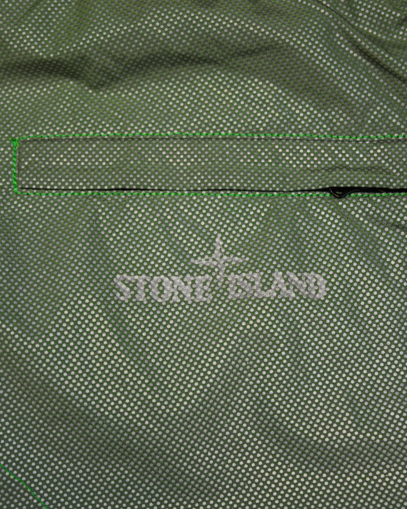 Stone island Pixel Reflective Cargos Green detail view