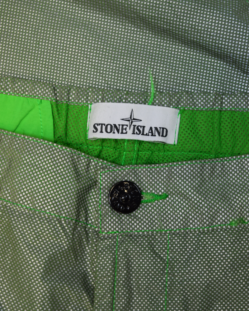 Stone island Pixel Reflective Cargos Green detail view