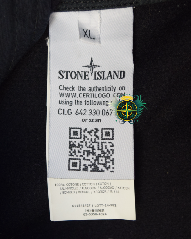 Stone Island wool Panno jacket Black detail view