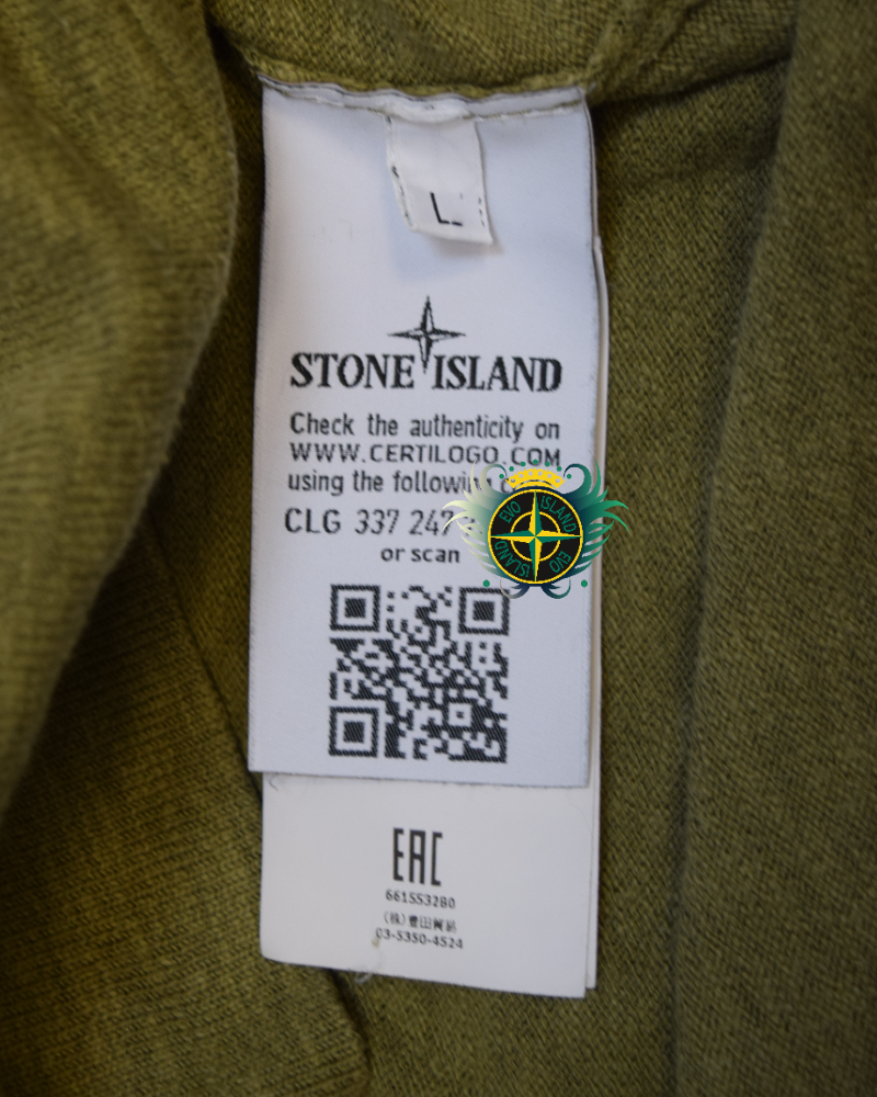 Stone Island green V-neck Green detail view