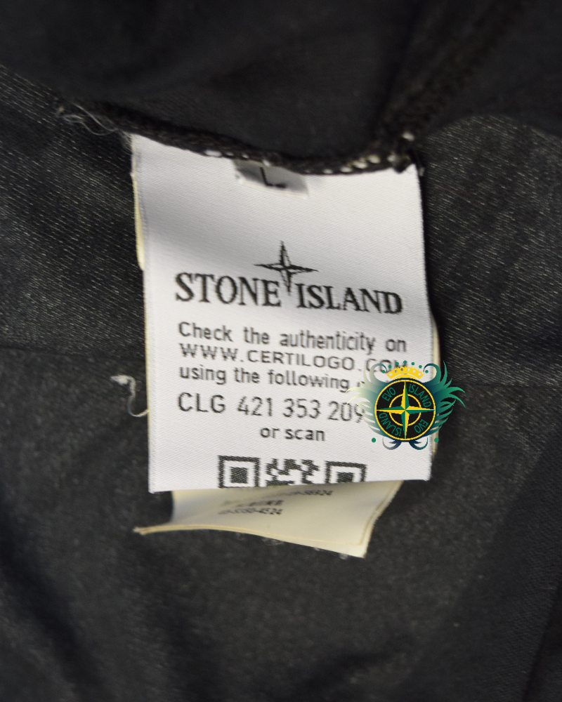 Stone Island Shadow Project long sleeve Black detail view