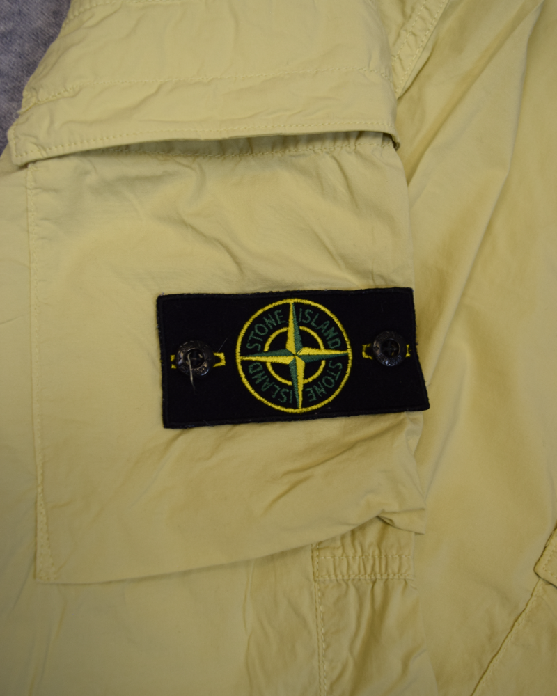 Stone island Cuffed Cargos Cream detail view