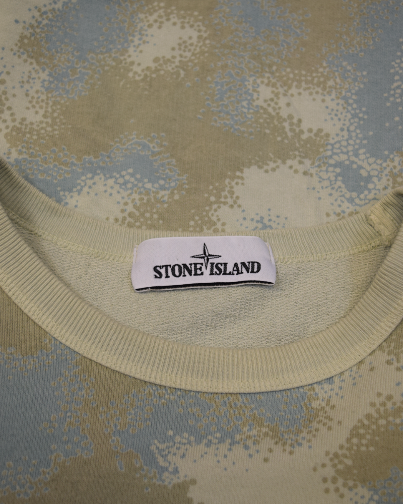 Stone Island Devoure Camo Crewneck Sweatshirt Camo detail view
