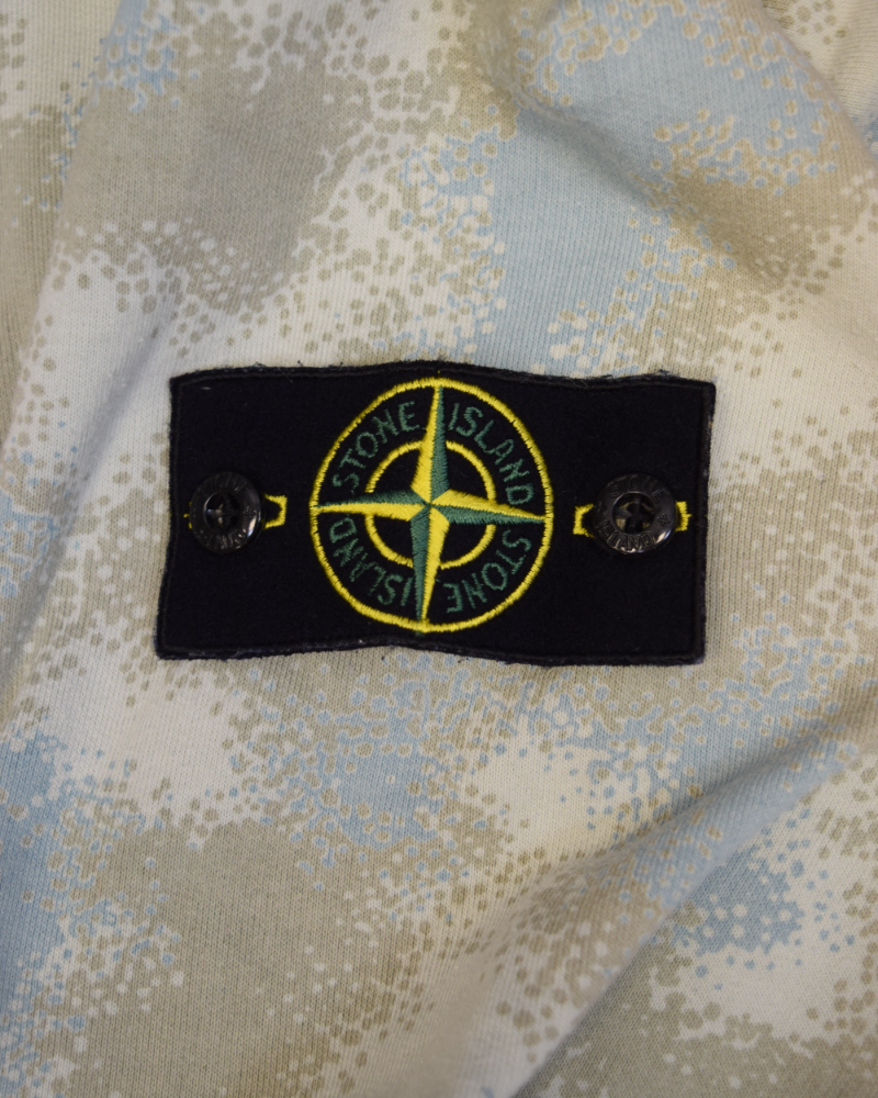 Stone Island Devoure Camo Crewneck Sweatshirt Camo detail view