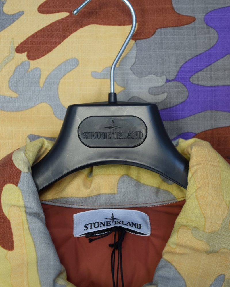 Stone island Heritage Camo Ripstop Nylon Down Jacket Light Camo detail view