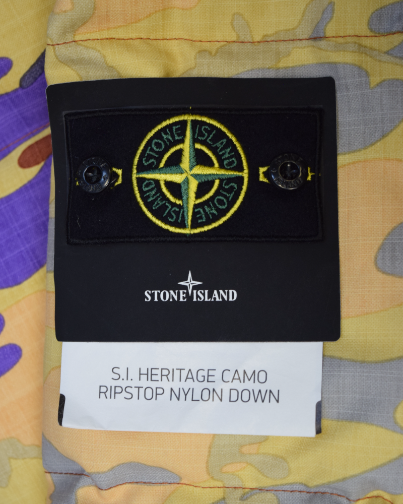 Stone island Heritage Camo Ripstop Nylon Down Jacket Light Camo detail view
