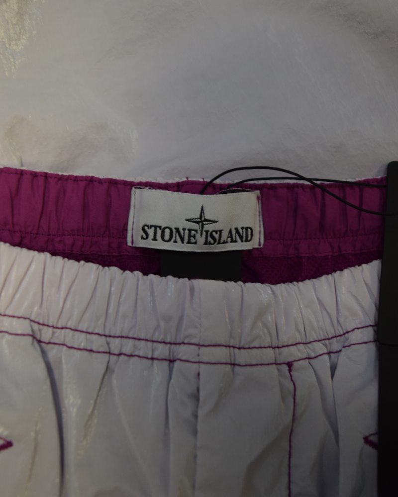 Stone Island Marina Prismatic Shorts Purple detail view