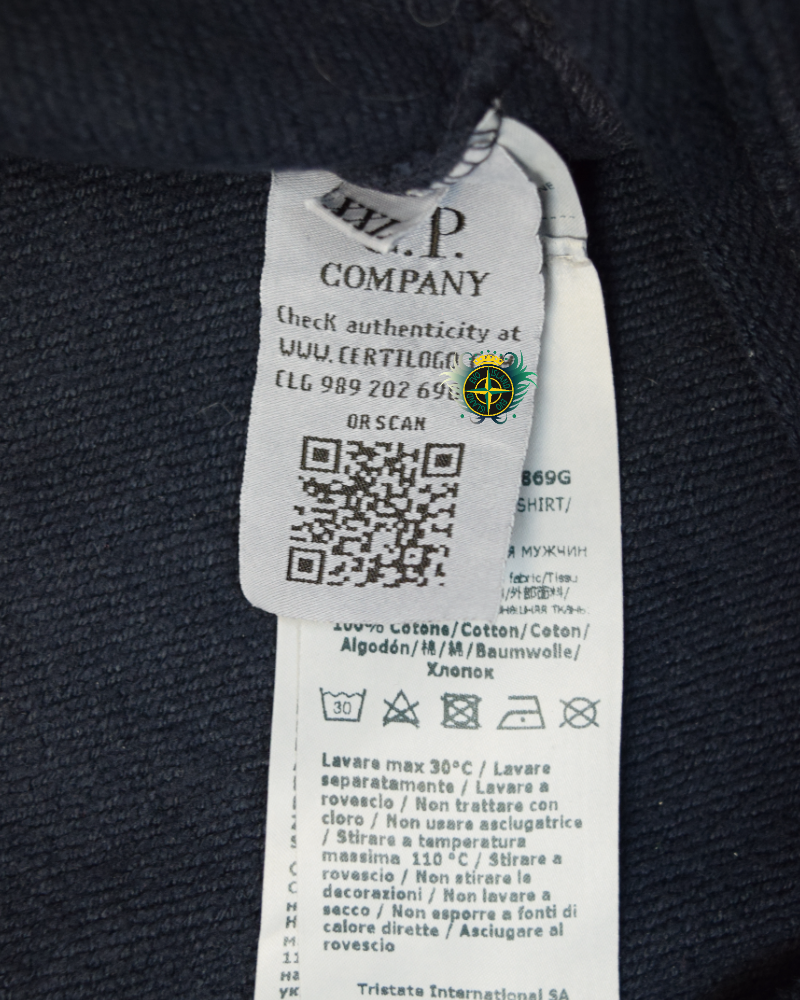 C.P. Company Crewneck Sweatshirt Navy Blue detail view