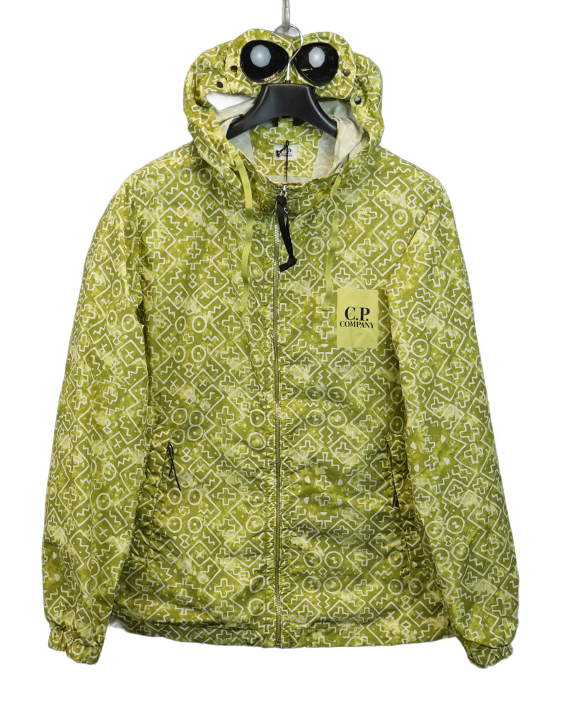 C.P. Company Flatt Nylon Goggle Jacket Green front view