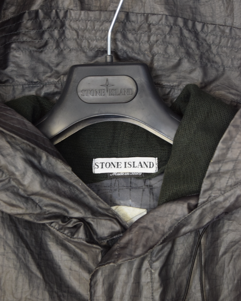 Stone island 2000 Special Process Liquid Reactive Jacket Green detail view