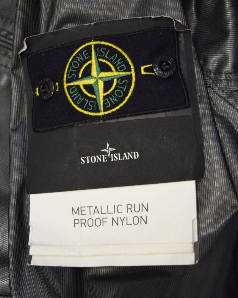Stone Island Metalic Run Proof Nylon Metal Jacket Black detail view