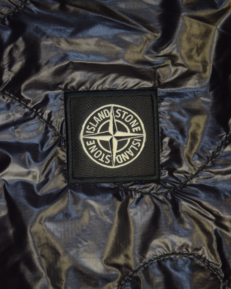 Stone Island Pertex Quantum Y With Primaloft Gilet Black detail view