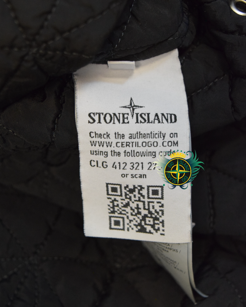 Stone island Shadow Project Poly Hide 2L Black detail view