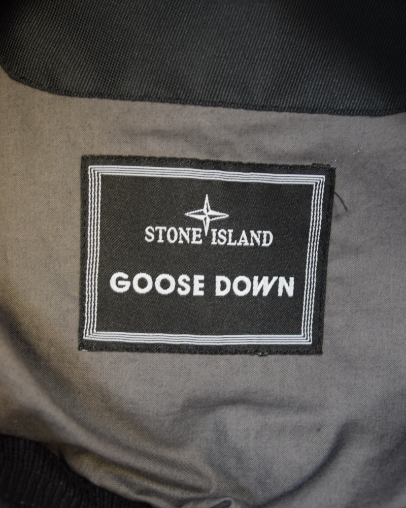 Stone island 2007 Vintage Special Process Reflective Down Jacket Silver detail view