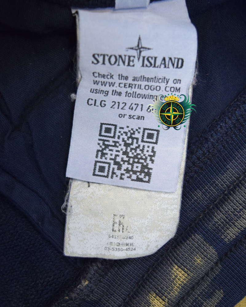 Stone Island Snowbeast Custom Corrosion Bermuda Jogger Shorts Navy Blue detail view