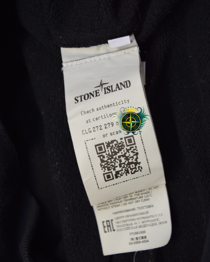Stone island x Snowbeast Custom Quater Zip Sweatshirt detail view