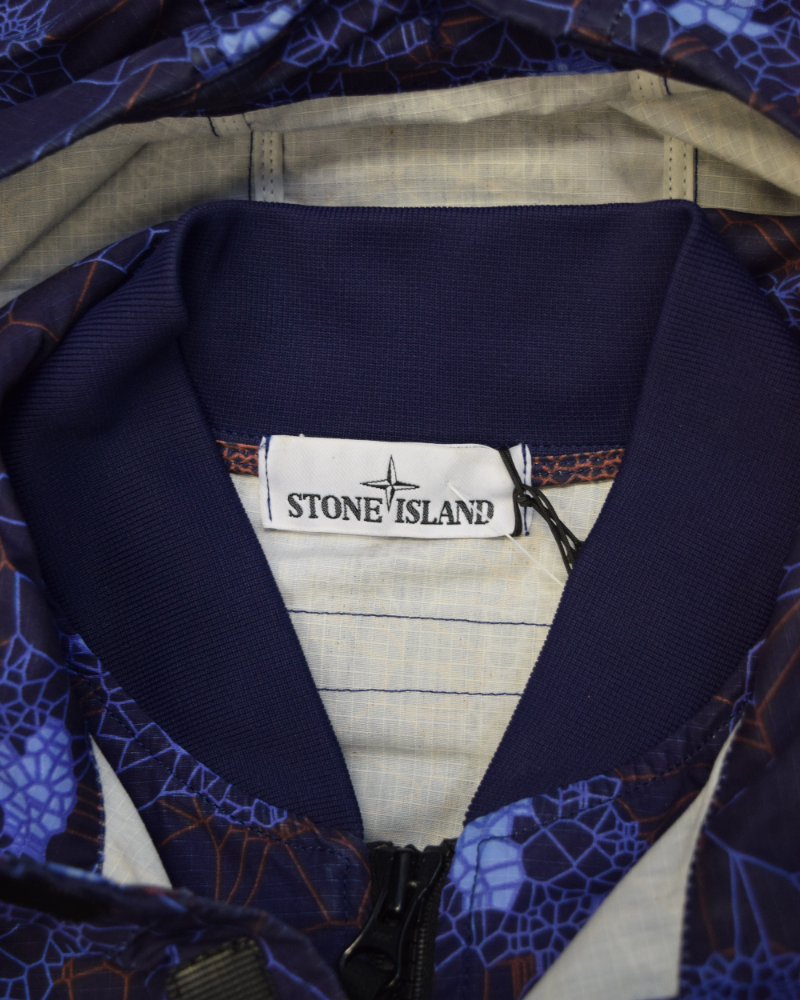 Stone Island Printed Heat Reactive Thermosensitive Jacket Blue/Purple detail view