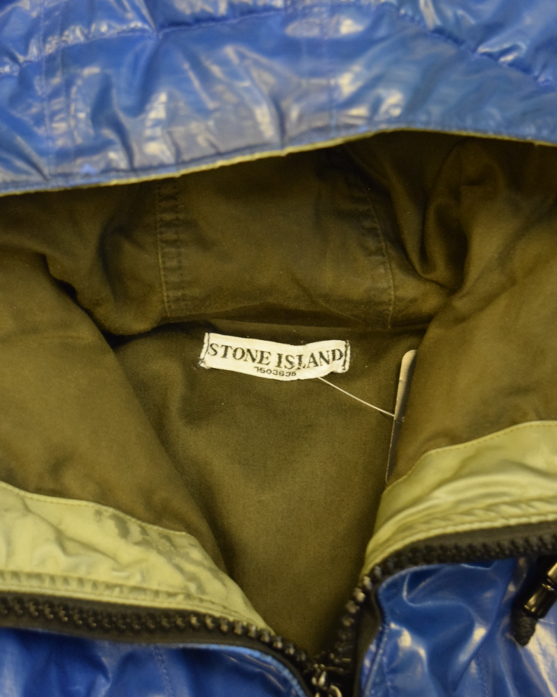 Stone island Special process 010 ice jacket blue detail view