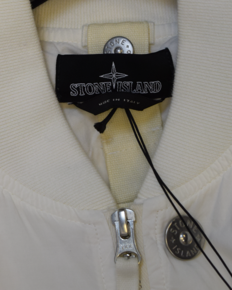 Stone Island Shadow project Hd Pelleovo Cotton- TC Bomber Jacket detail view