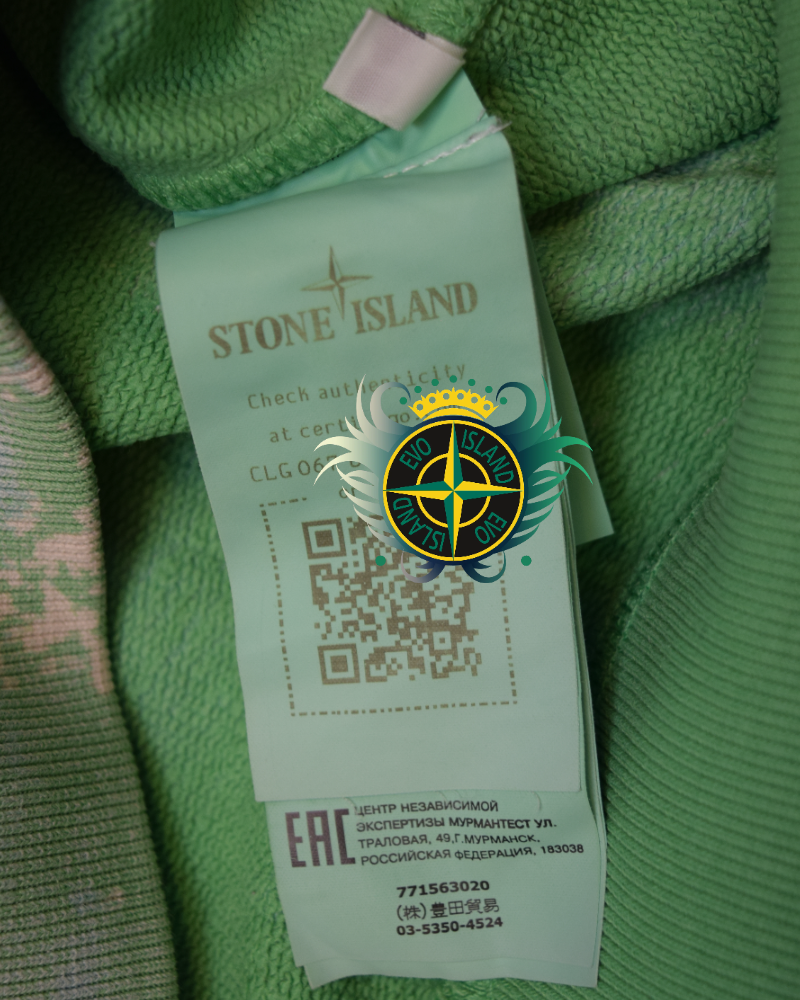 stone island X Snowbeast crewneck Custom detail view