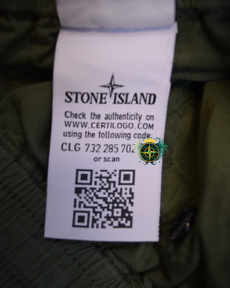 Stone Island Cuffed Cargos Green detail view