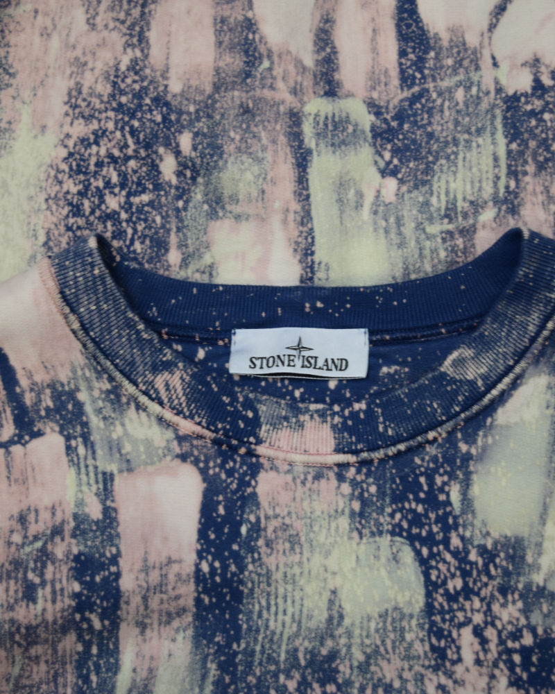 stone island X Snowbeast crewneck green detail view