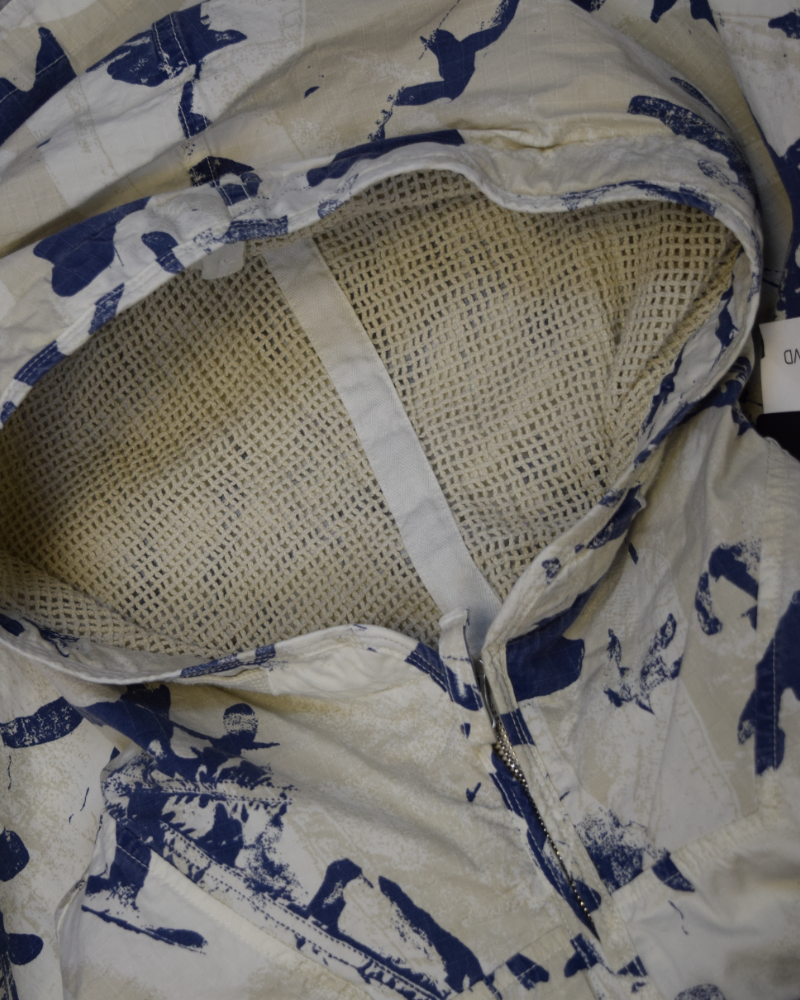 Stone Island scan camo on stretch ripstop ovd jacket blue/white detail view