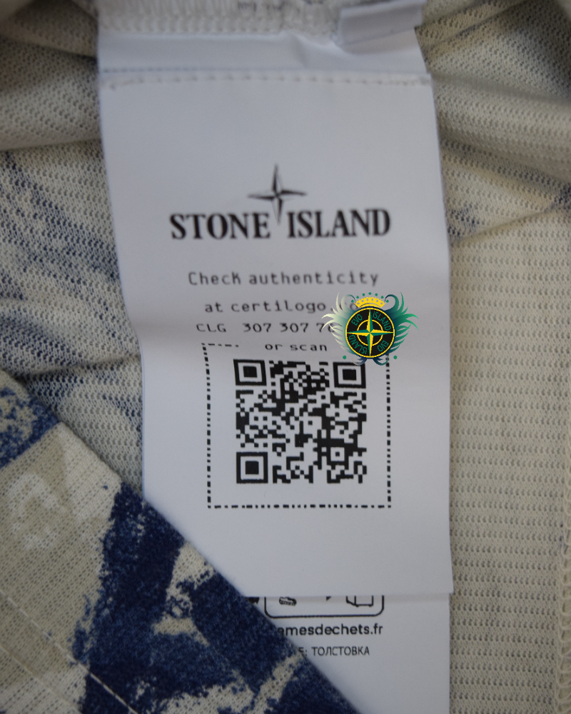 Stone Island Lightweight Scan camo Crewneck Sweater Camo detail view