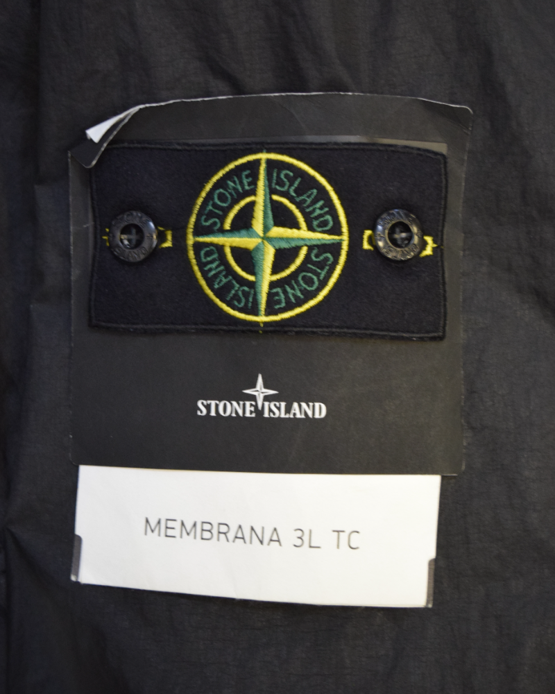 Stone Island Membrana 3L TC Smock black detail view