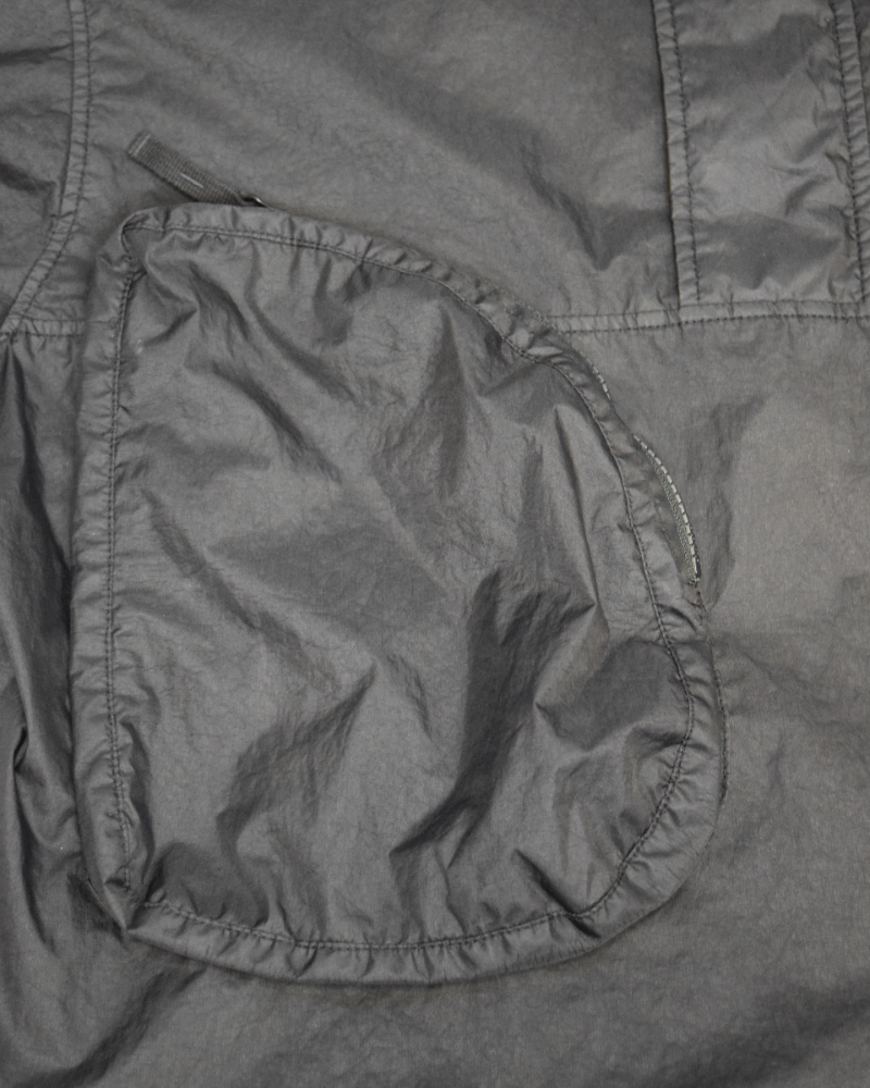Stone Island Membrana 3L TC Smock black detail view