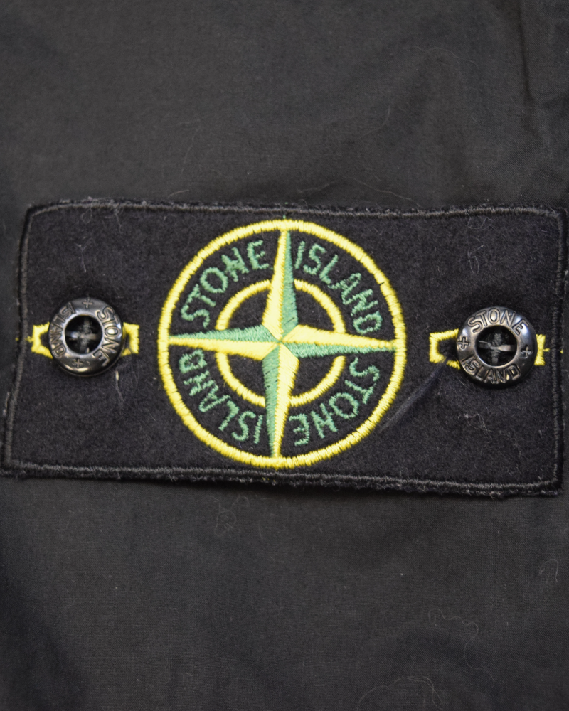 Stone Island Cargos Black detail view