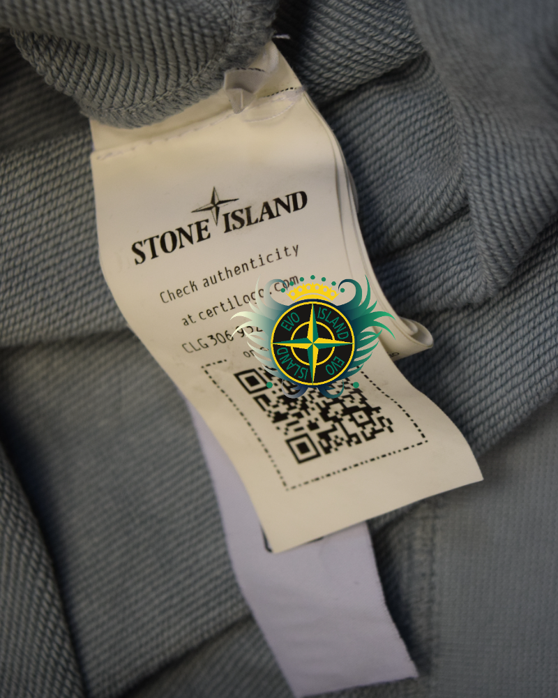 Stone Island Crewneck Dusty Blue detail view