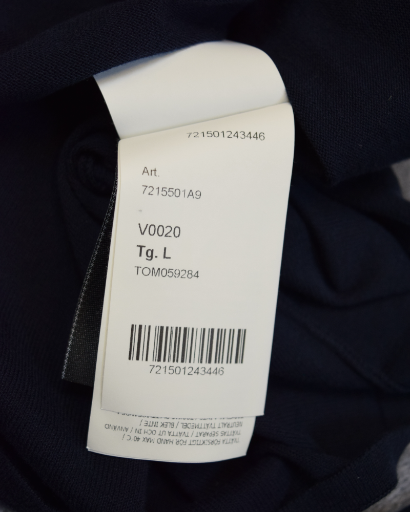 Stone Island Stellina Ultra Lightweight Knit Black detail view