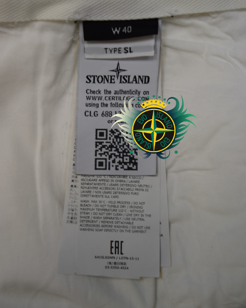 Stone Island Cargo Shorts White detail view