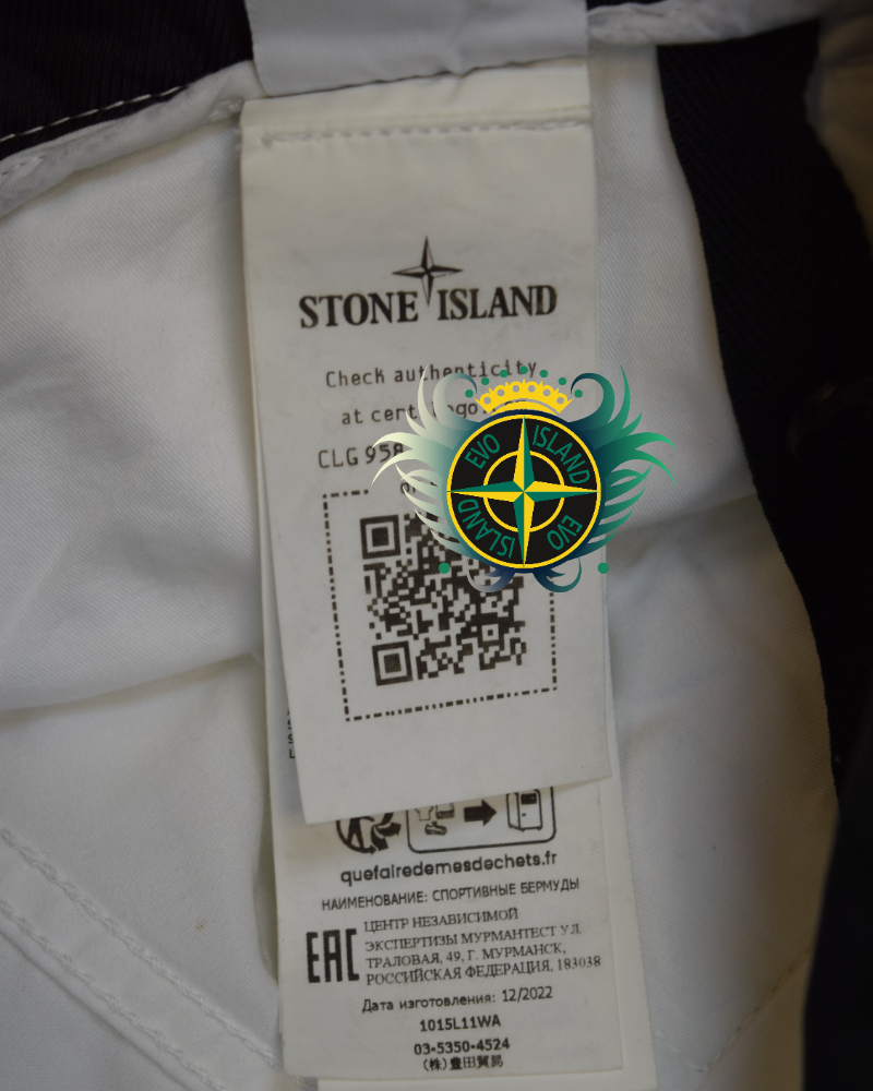 Stone Island Cargo Shorts White detail view