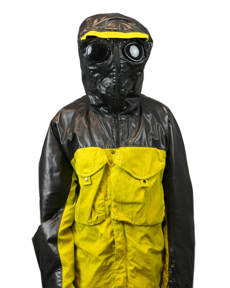 C.P. Company Quarts Explorer Jacket Green/Yellow detail view