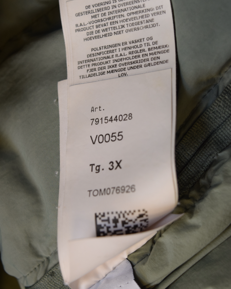 Stone Island Seamless Tunnel Nylon Down TC Jacket Sage detail view