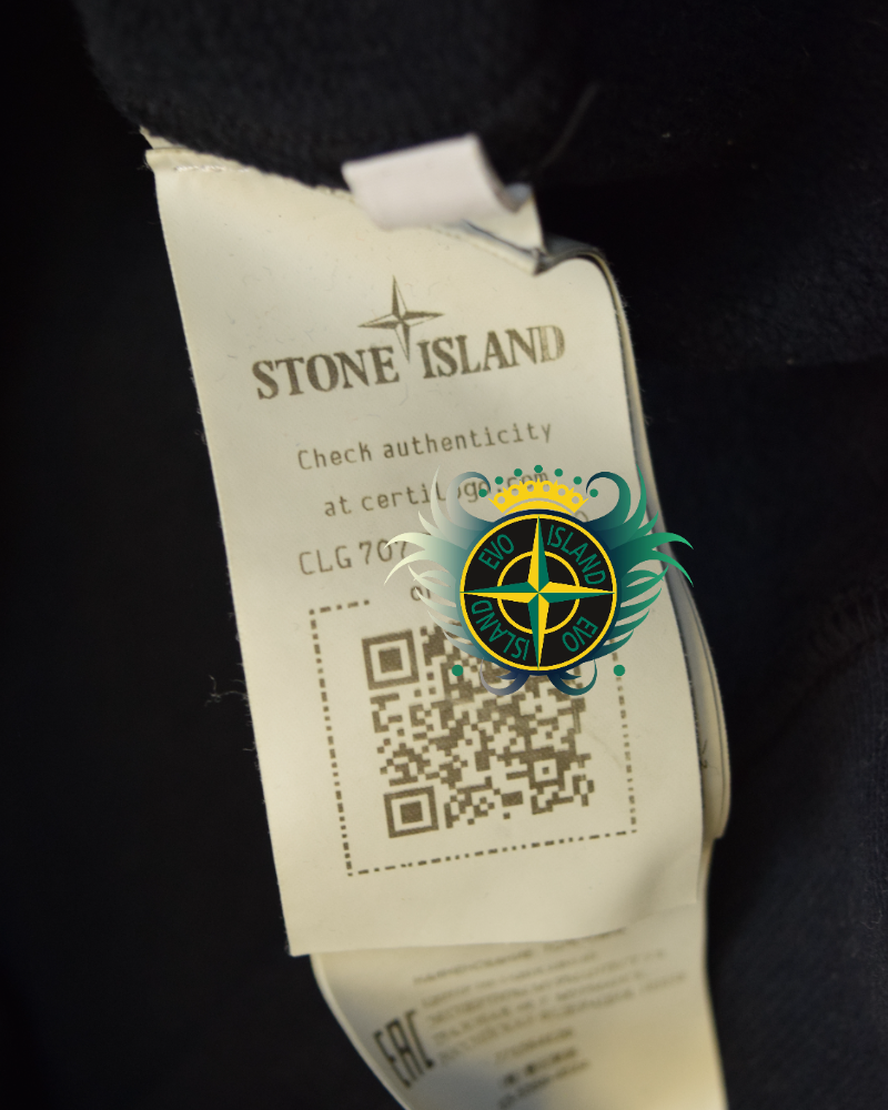 Stone Island Hoodie Navy detail view
