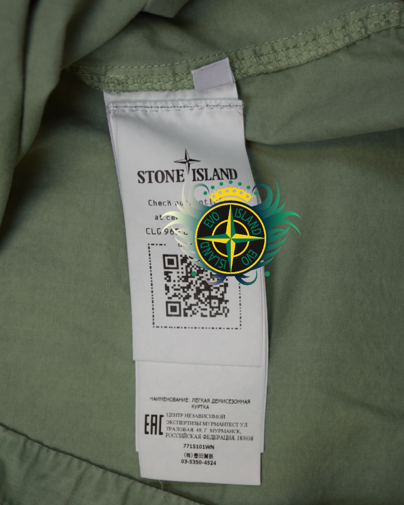 Stone Island Overshirt Green detail view