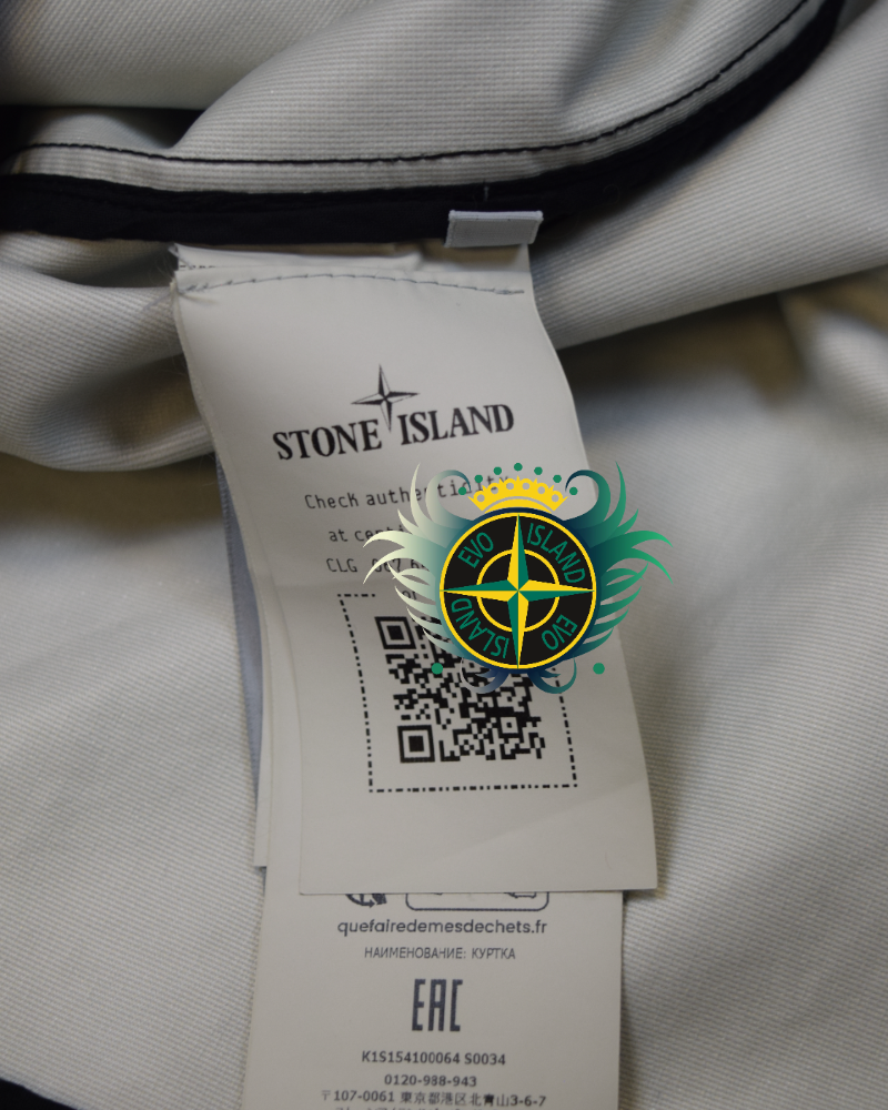 Stone Island Rasso Gommato Jacket Black detail view
