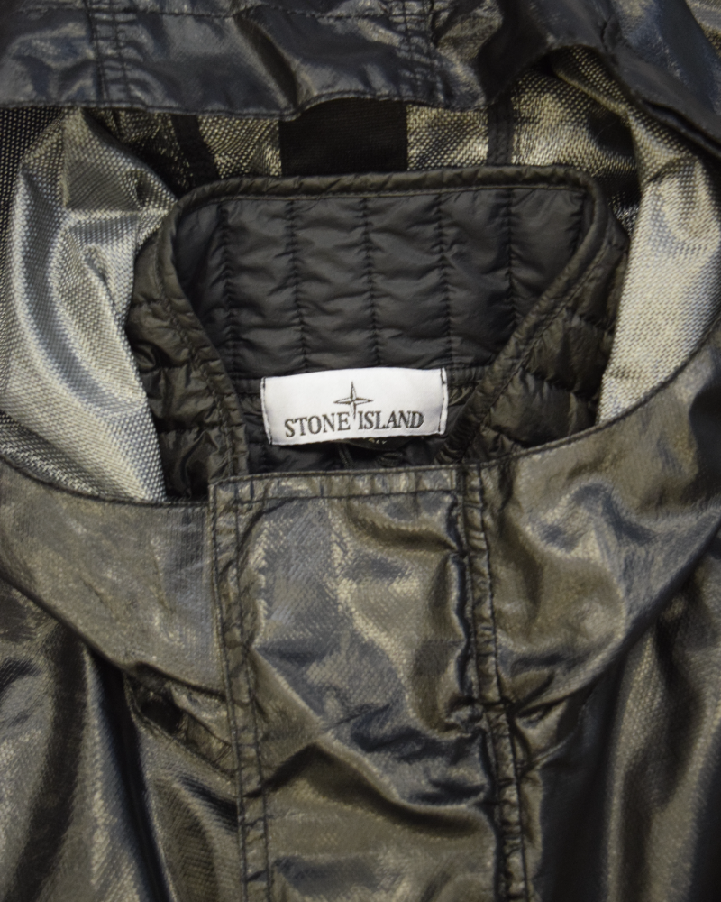 Stone Island Glass Cover TC Black detail view