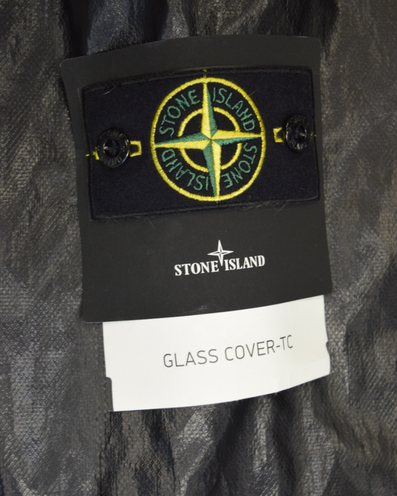 Stone Island Glass Cover TC Black detail view